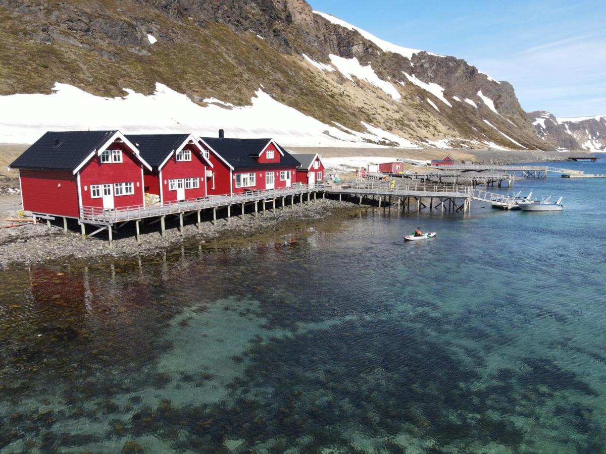 Sarnes Seaside Cabins Honningsvag Exterior photo